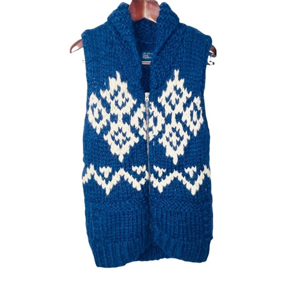 AEO•women’s wool blend thick chunky knit fair isle snowflake zipper vest medium - Picture 1 of 7